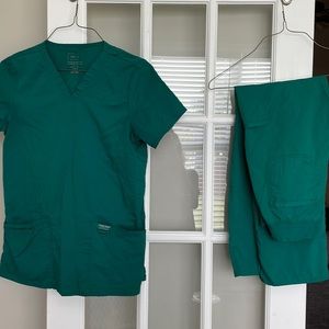 Cherokee workwear revolution scrub set